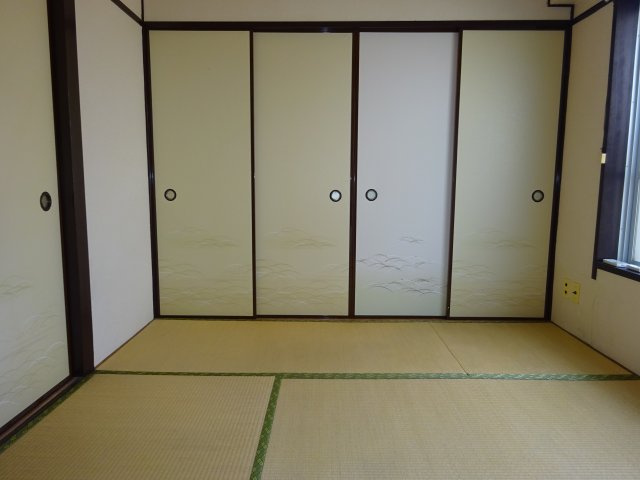 小岩杉レジデンスの和室