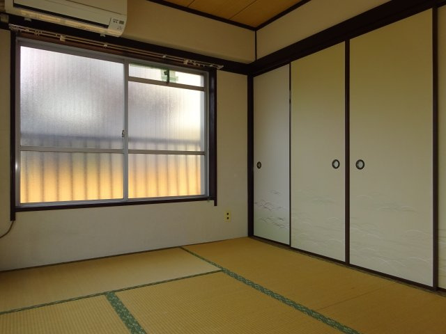 小岩杉レジデンスの和室