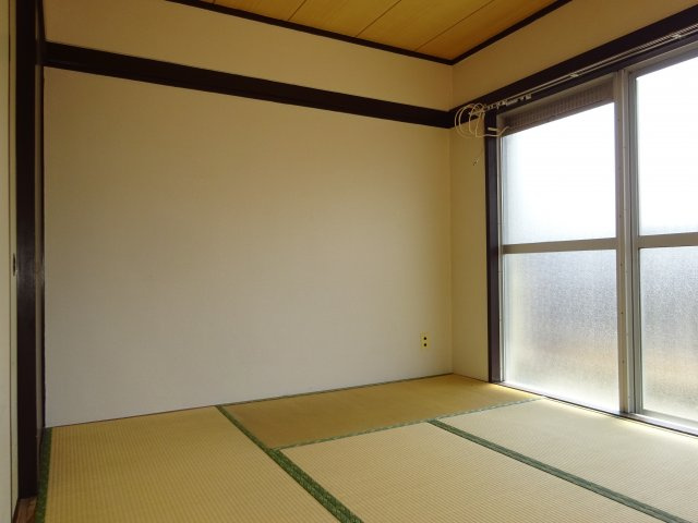 小岩杉レジデンスの和室
