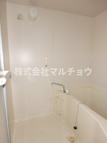 コーポラス・栄の浴室|日々の暮らしに欠かせないお風呂です