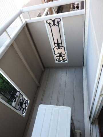 泉大津市池浦町４丁目のハイツのバルコニー|バルコニー付きです