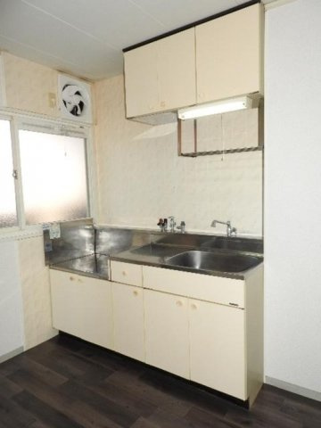 泉大津市池浦町４丁目のハイツのキッチン|キッチンでお料理をお楽しみください