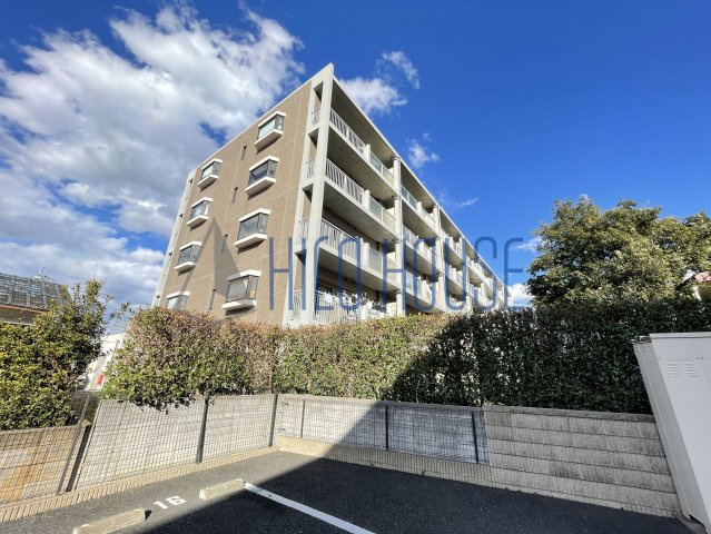 ローブレ・ヴィラ川越の外観