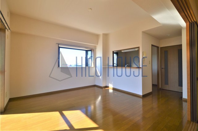 ローブレ・ヴィラ川越の居間・リビング