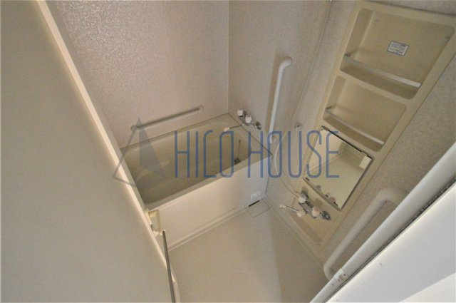 ローブレ・ヴィラ川越の浴室