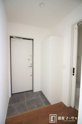 【玄関】 | プルミエール山之手