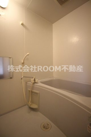 西村コーポレーションⅡの浴室