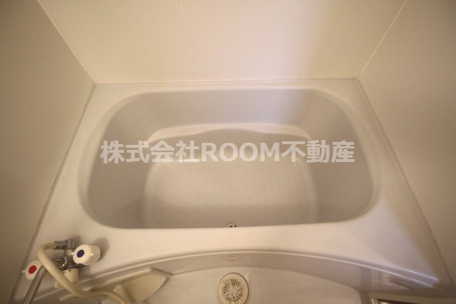 西村コーポレーションⅡの浴室