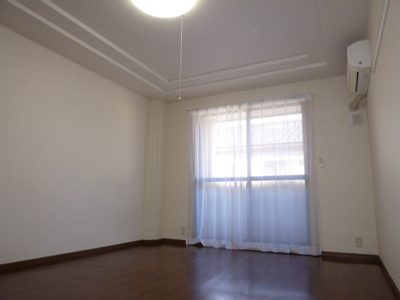 【寝室】 | スタイリッシュ・レジデンスⅡ | 洋室