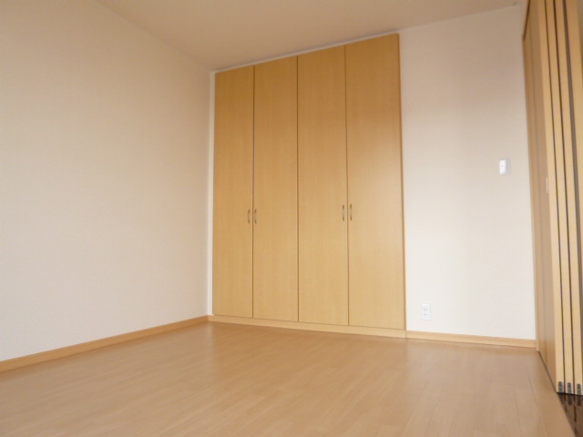 スターマンション神田の洋室|６.１帖