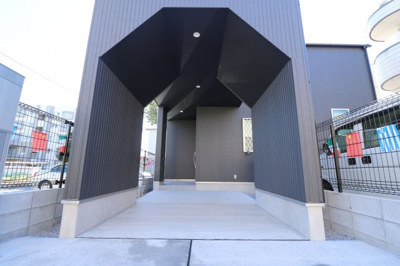 【駐車場】 | 東村山市萩山町5丁目 | ビルトインタイプのカースペース♪