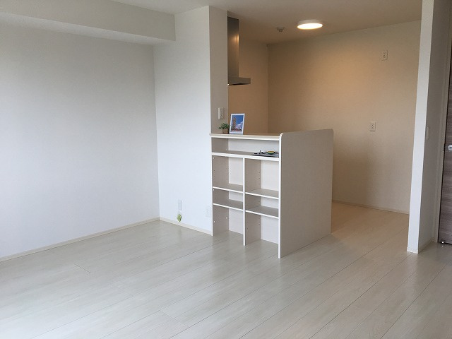 オッツ梅満の居間・リビング