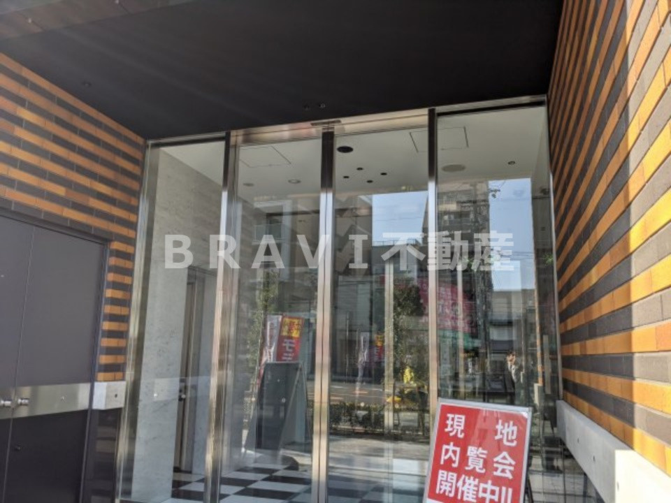 セイワパレス玉造駅上　BRAVI不動産のエントランス|【セイワパレス玉造駅上】エントランスです