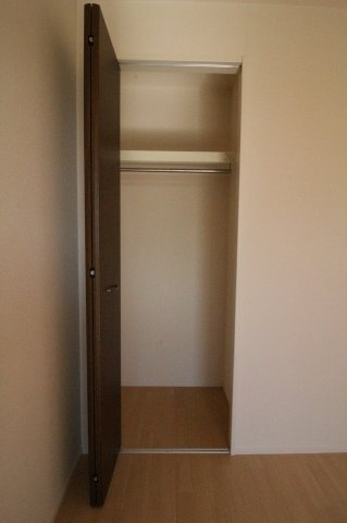 グランバージュ早水の洋室|個人の部屋や寝室として使える洋室です