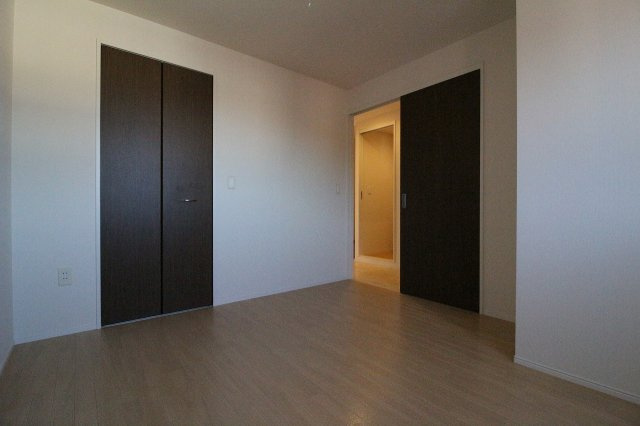 グランバージュ早水の洋室|個人の部屋や寝室として使える洋室です