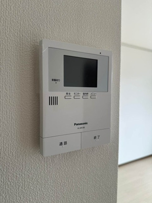 【セキュリティ】 | グリーンハイツC | 防犯対策に有効なカメラ付きインターホン！録画機能が付いているので留守中の訪問者まで確認できます♪