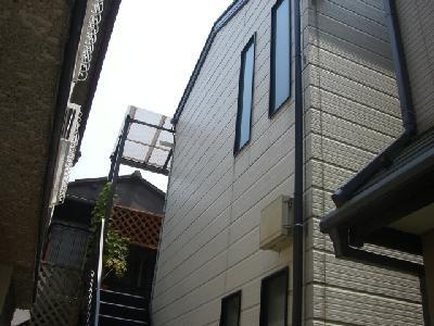 ベルエアー千駄木の外観