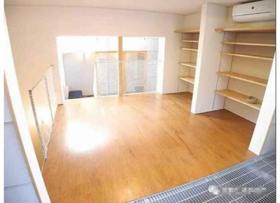 【洋室】 | 中京区壬生松原町 | 作り付けの棚有