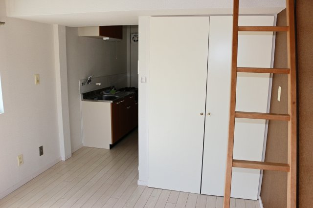 【洋室】 | ＴＯＫＯハイツ | ＴＯＫＯハイツ