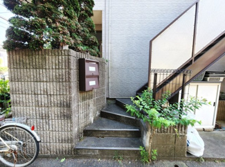 【エントランス】