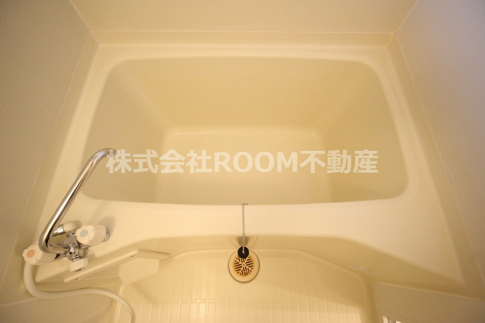 ジェネスカミムラの浴室|日々の疲れを癒すお風呂付です