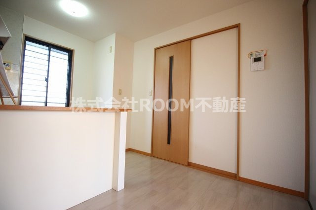 ジェネスカミムラの洋室|ゆったりした洋室です