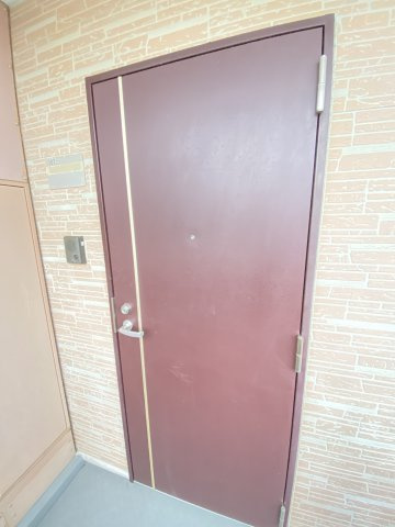 瀬々ら木ハイツの玄関