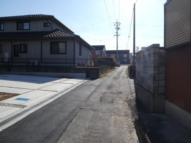 高浜市呉竹町2期新築分譲住宅　1号棟の前面道路含む現地写真|高浜市呉竹町2期新築分譲住宅前面道路写真です。西側公道約2.8ｍ