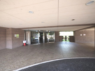 【エントランス】 | 建物の内部です