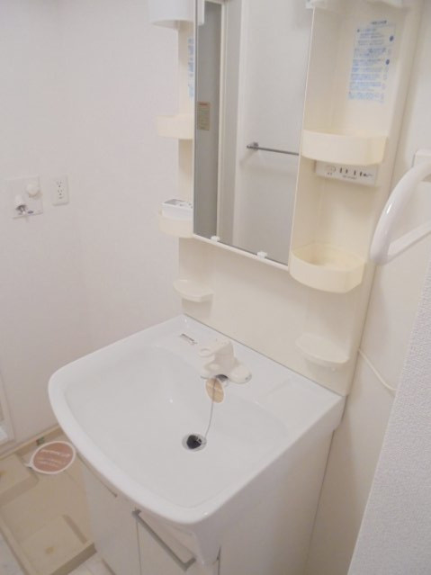 コスモス ブランの独立洗面台