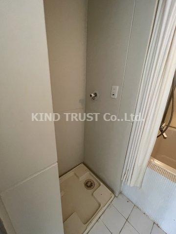 匠空天満の洗面所|室内洗濯機置き場です