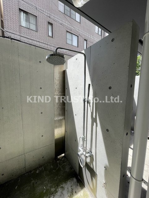 匠空天満の駐車場