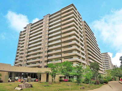 【外観】 | ミリカ・テラスIII街区 | 【現地写真】鉄筋コンクリート造の343戸の大型マンション♪