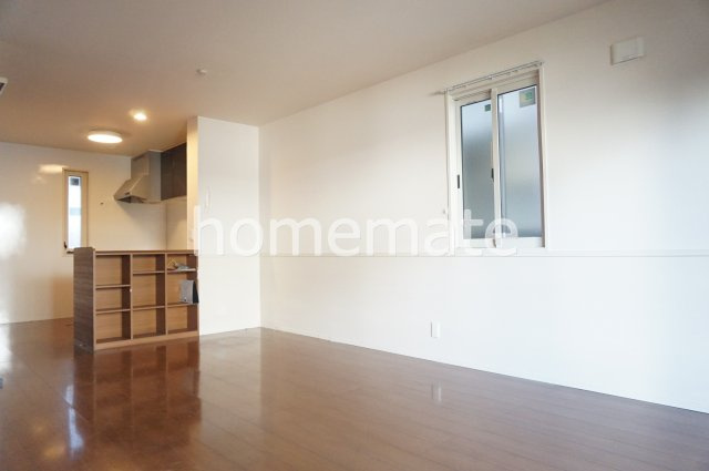 熊本市東区新南部３丁目のアパートの玄関