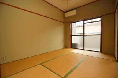 【和室】 | サードニックス宇田 | 日当りのいい和室