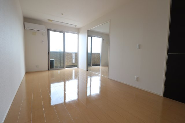 パストラルポートの居間・リビング