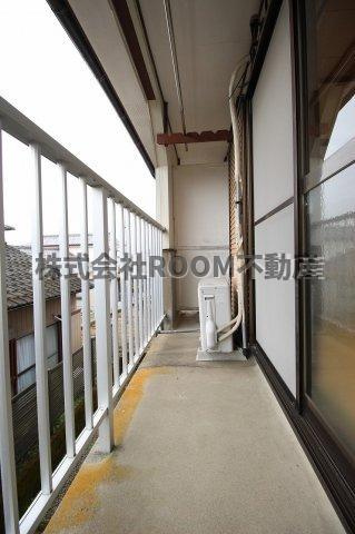 ガーデンMJのバルコニー|落ち着いた時間を過ごせるバルコニーです