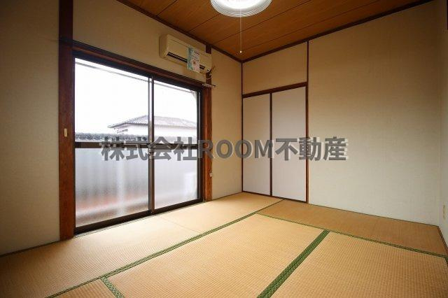 ガーデンMJの居間・リビング|リビングです