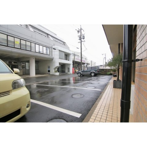 太陽マンションの駐車場