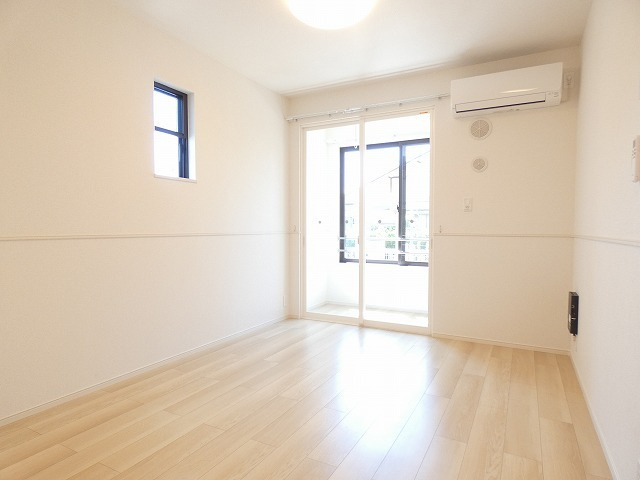 アミストッソ・コルザⅡの居間・リビング