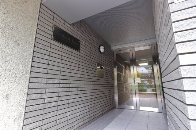 【セキュリティ】 | ル・ムーブル井村 | オートロック完備