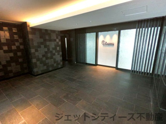 【エントランス】