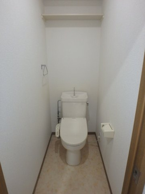 【トイレ】 | シャンポール日吉Ｂ | 日吉町　シャンポール日吉　2ＬDK　トイレ