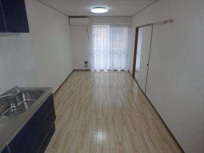 【居間・リビング】 | シャンポール日吉Ｂ | 日吉町　シャンポール日吉　2ＬDK　居間・リビング