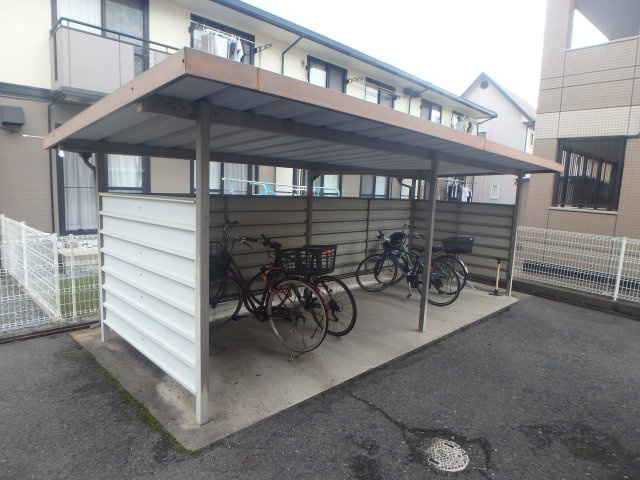 シャンポール日吉Ｂのその他共用部分|日吉町　シャンポール日吉　2ＬDK　駐輪場