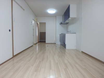 【居間・リビング】 | シャンポール日吉Ｂ | 日吉町　シャンポール日吉　2ＬDK　居間・リビング