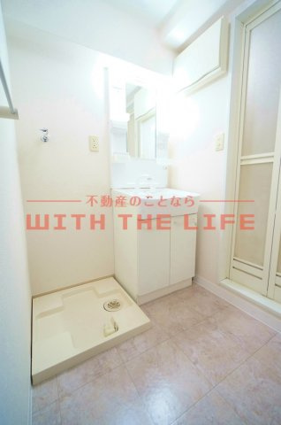 オリーヴァ日ノ出【キャッシュバック対象物件】の洗面所|ゆったりとスペースのある洗面所