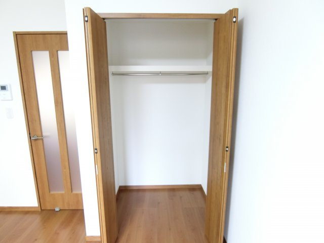 ラ・メール富田林A棟の収納