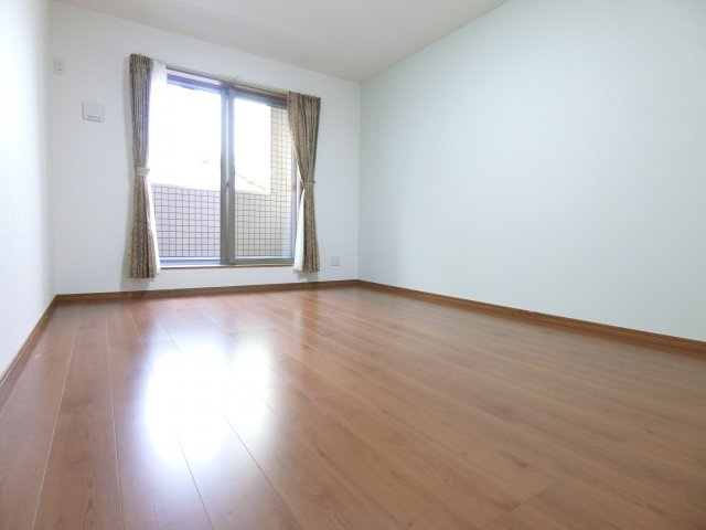 ラ・メール富田林A棟の寝室