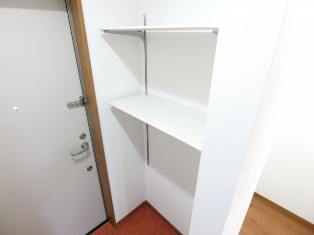 ラ・メール富田林A棟の収納